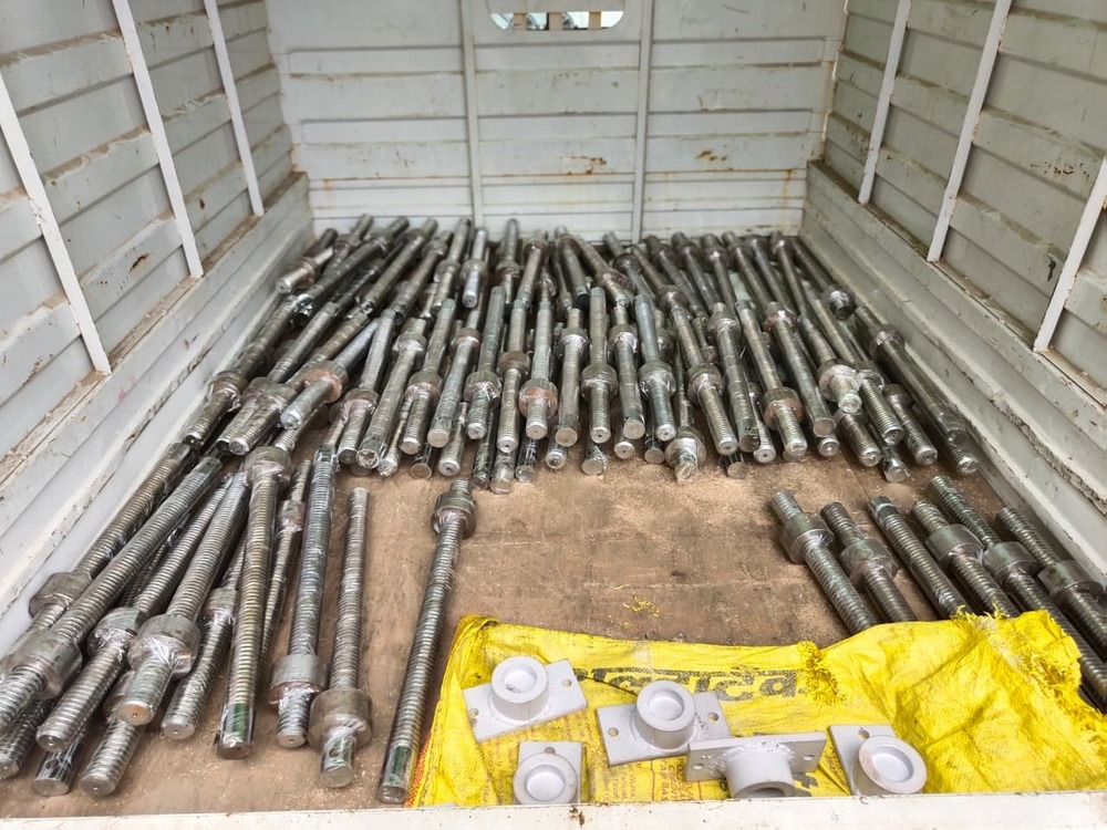 MACHINERY LEADS SCREW