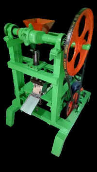 Mild Steel Camphor Machine - Capacity: 15 Kg/hr