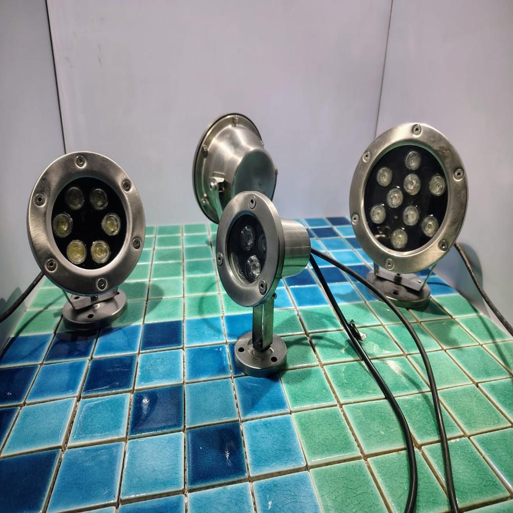 SS Fountain Spot Light