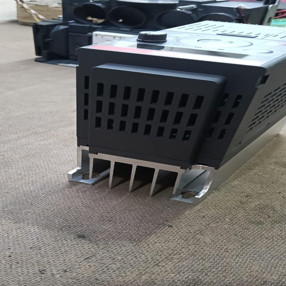 Danfoss Ic2 Single Phase - Application: Conveyor
