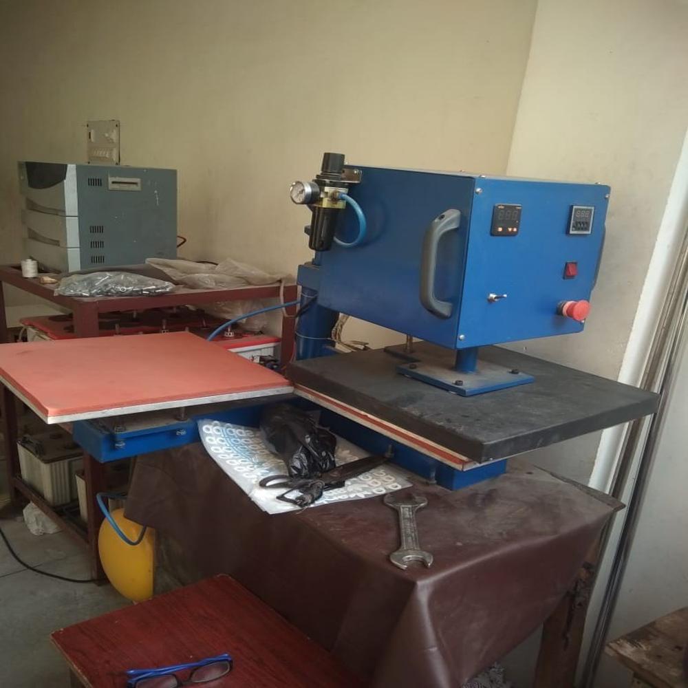 Heat Press Machine - Automatic Grade: Automatic