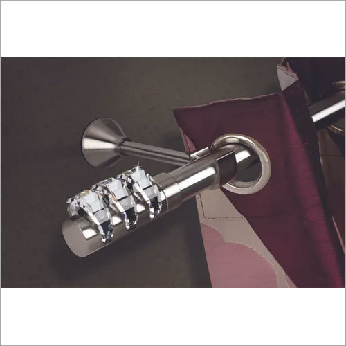  एसएस मिथोस ड्रेपेरी रॉड्स