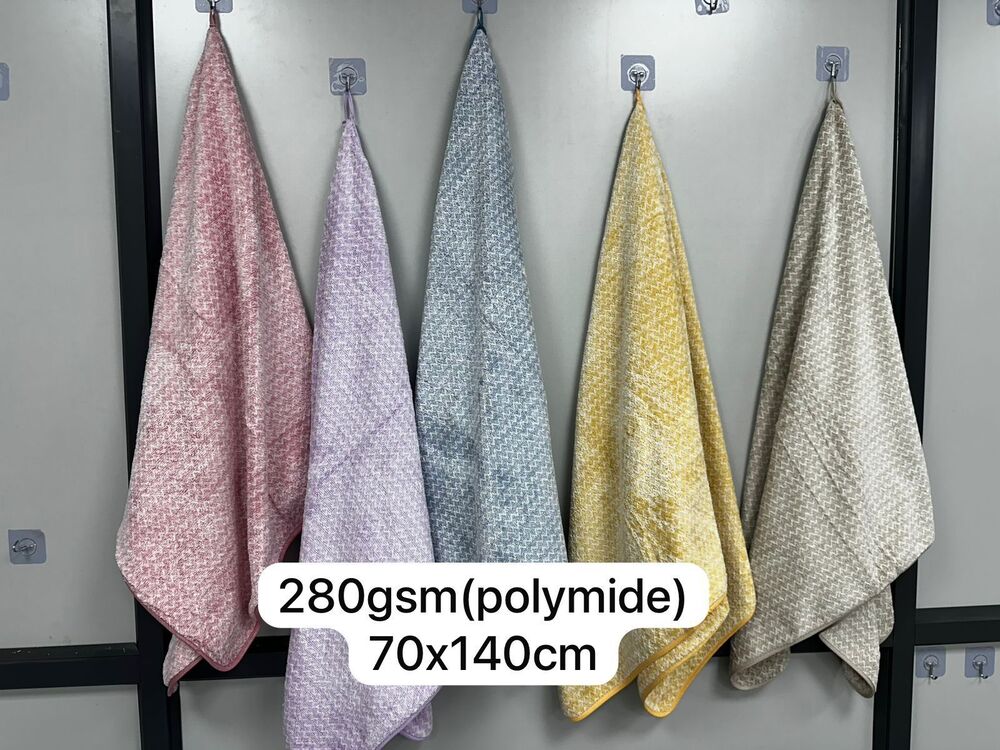 70x140 Cm 280 Gsm Polyamide Terry Towel - Color: Multi Colour