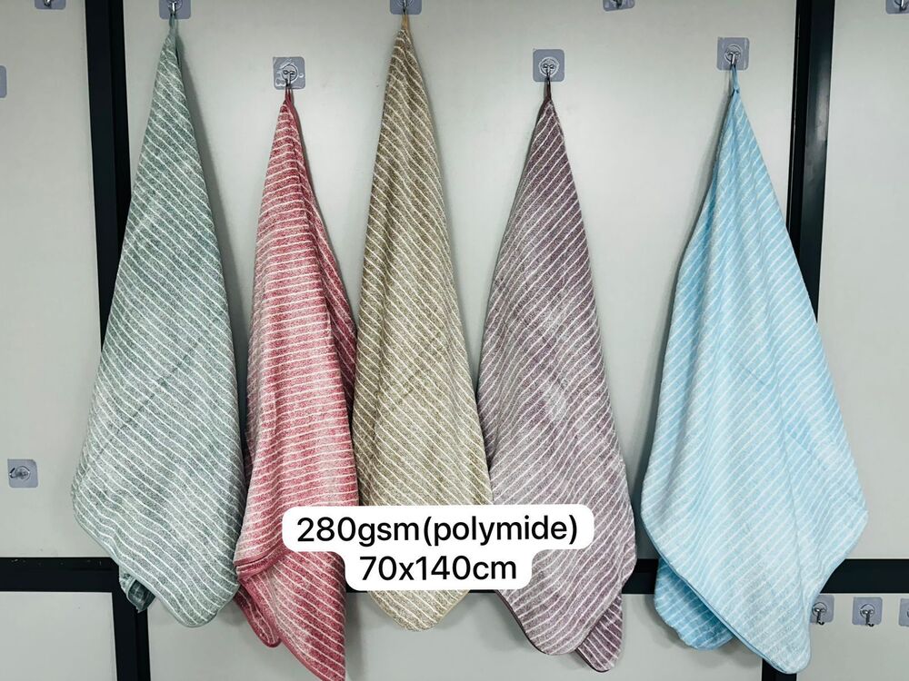 70x140 Cm 280 Gsm Polyamide Terry Towel - Color: Multi Colour