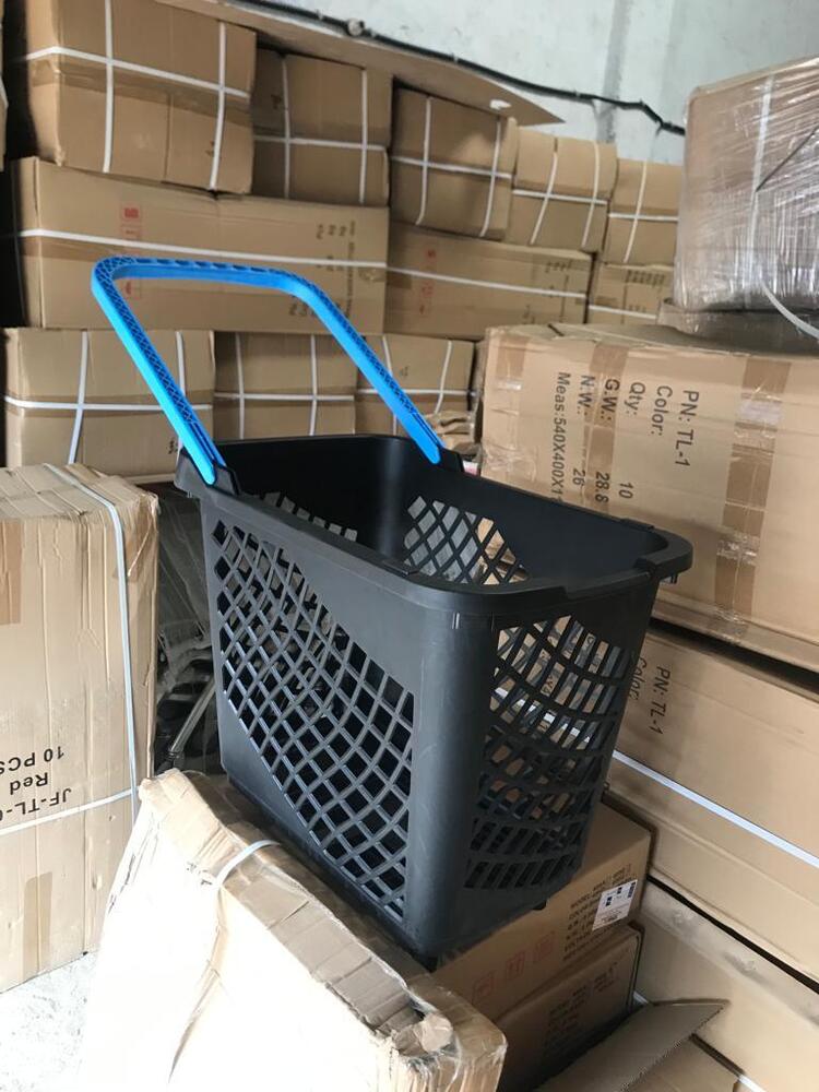 SHOOPING BASKET WITH WHEEL