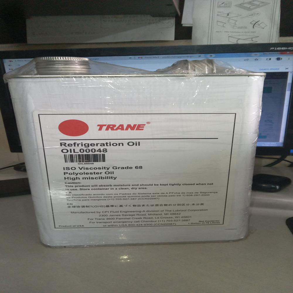 00048 Refrigeration Oil - Color: Transpirant