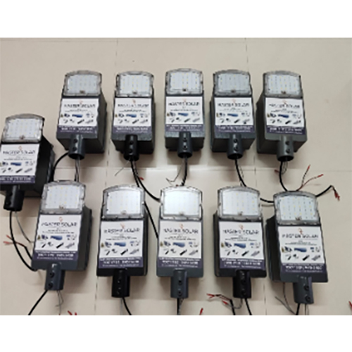 Semi-Integrated Solar Street Light - Application: Commercial