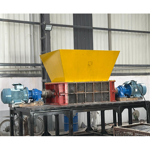 Industrial Plastic Shredder Machine - Automatic Grade: Automatic