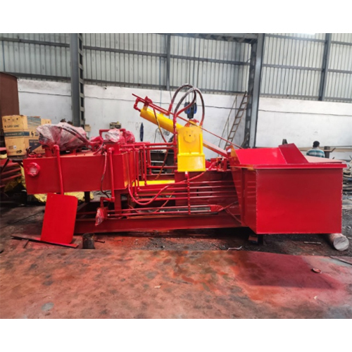Metal Bailing Machine - Color: Red