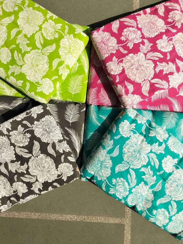 Printed Kurti Fabric - Attributes: Washable