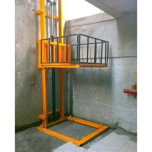 Hydraulic Industrial Good Lift - Load Capacity: 300 Kilograms (kg) at ...