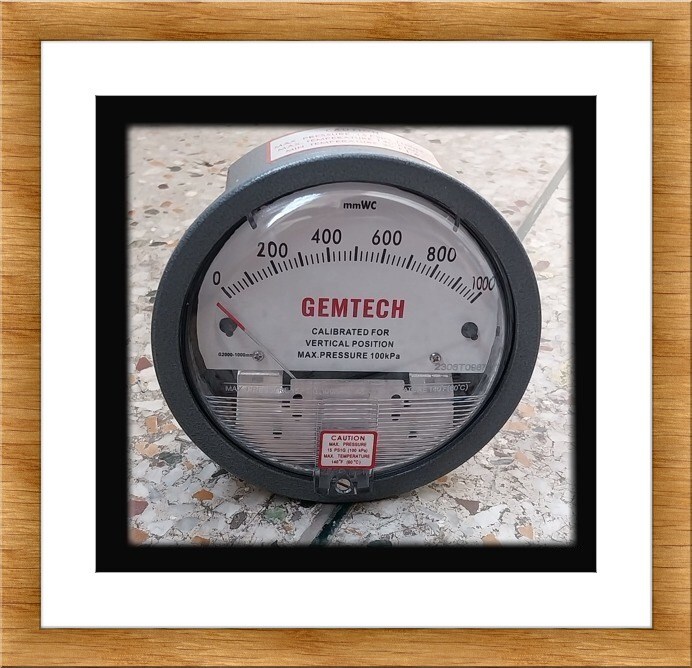 GEMTECH DIFFERENTIAL PRESSURE GAUGE For Kalol Industrial Estate Gandhinagar Gujarat