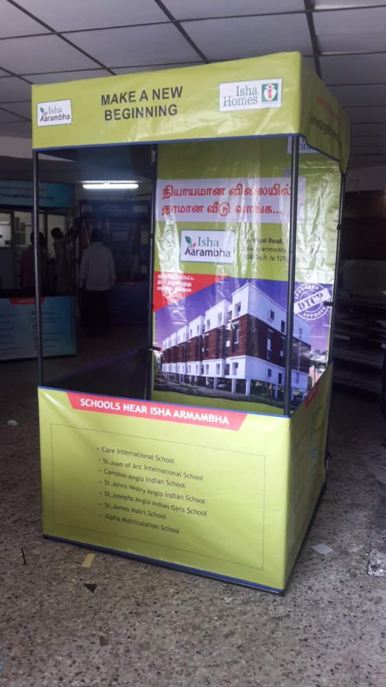 Flat Roof tent (6 x 6 x 7 ft)