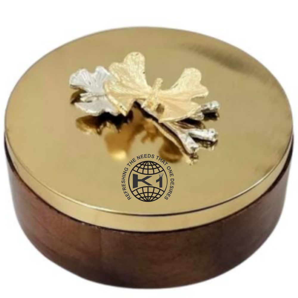 Golden Candle Holder - Shape: Round