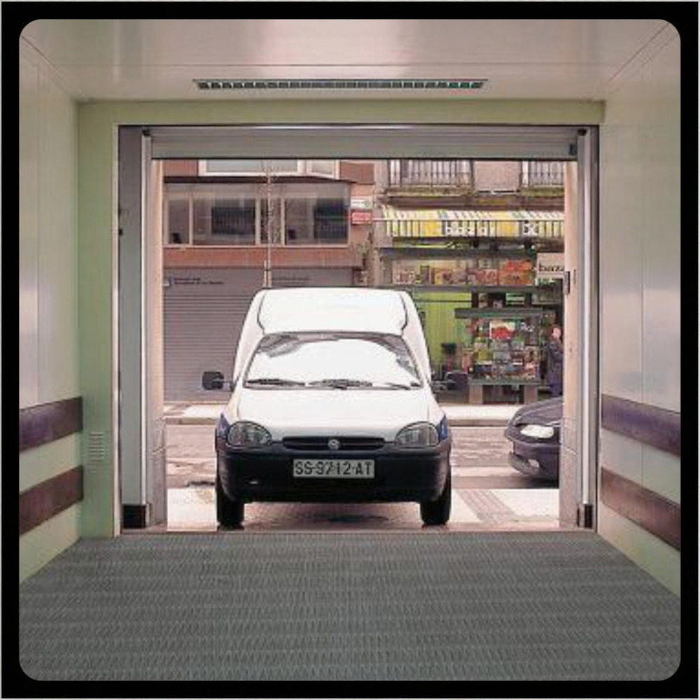 02_Hydraulic Car Lift - Color: Silver