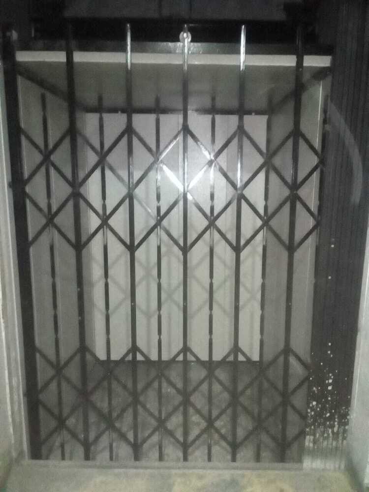 GOODS CUM PASSENGER LIFT