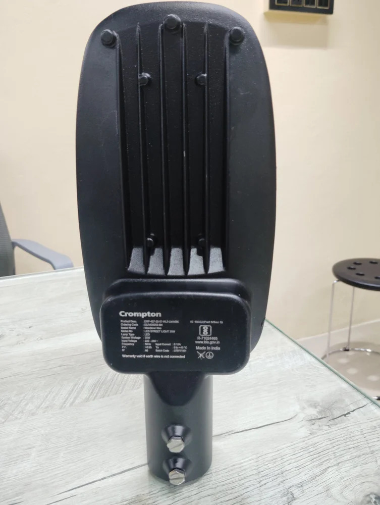 35W Street Light Wanderer Neo ERP-427-35-57-HL2-LM-NBK Make Crompton