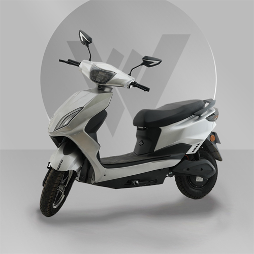 Edge Plus E- Scooty - Battery Life: 3A 5 Years Years