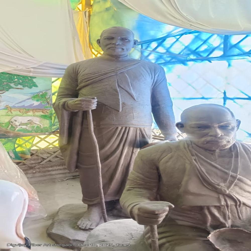 Sant Gadge baba statue