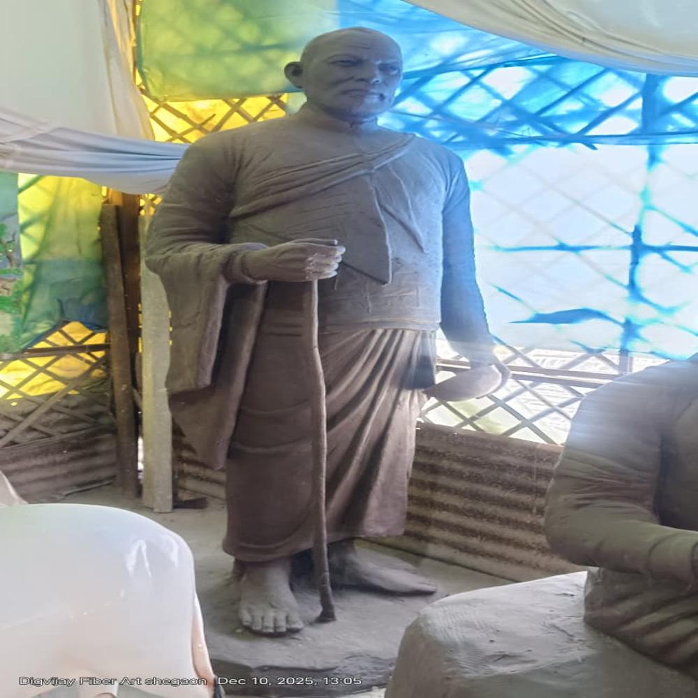 Sant Gadge baba statue