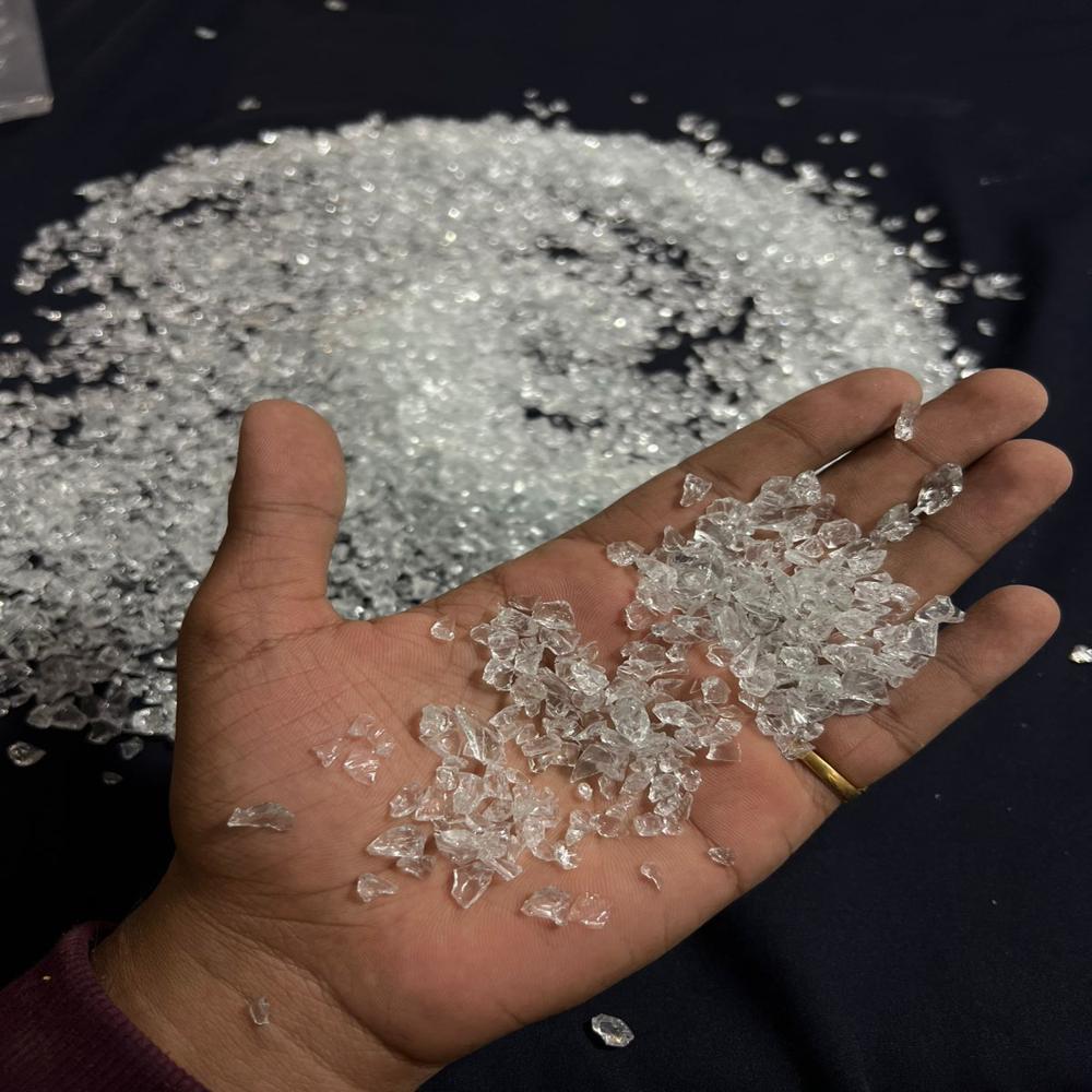 Resin Art /Clear Glass Chips / Premium Grade Crushed Glass Stone - Hardness: Rigid