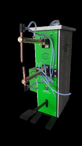 12 Kva Pedal Type Contactor Control Spot Welding Machine - Efficiency: 97 %