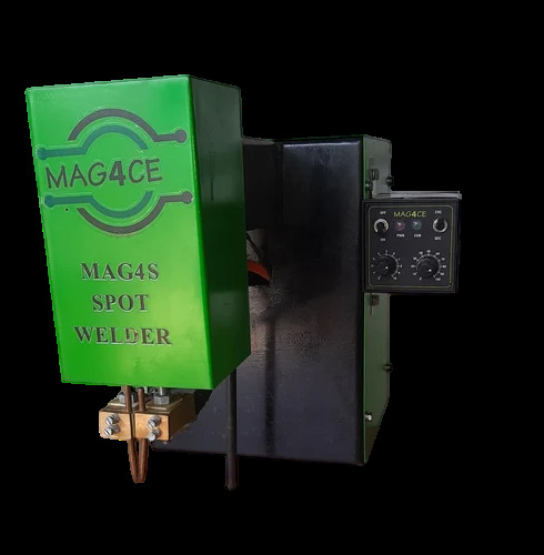 4 Kva Pedal Type Battery Spot Welding Machine - Efficiency: 97 %