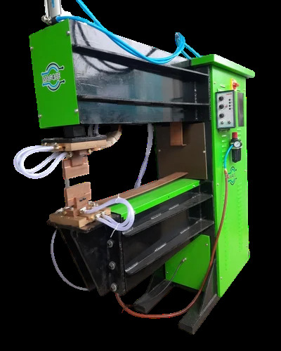 35 Kva Wire Mesh Or Gage Welding Machine - Efficiency: 97 %