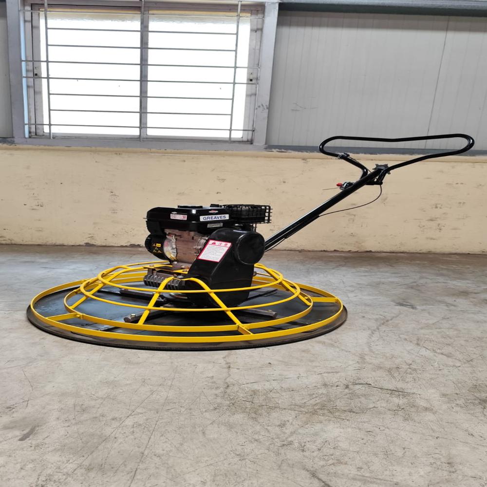 Power Trowel with Greaves Engine