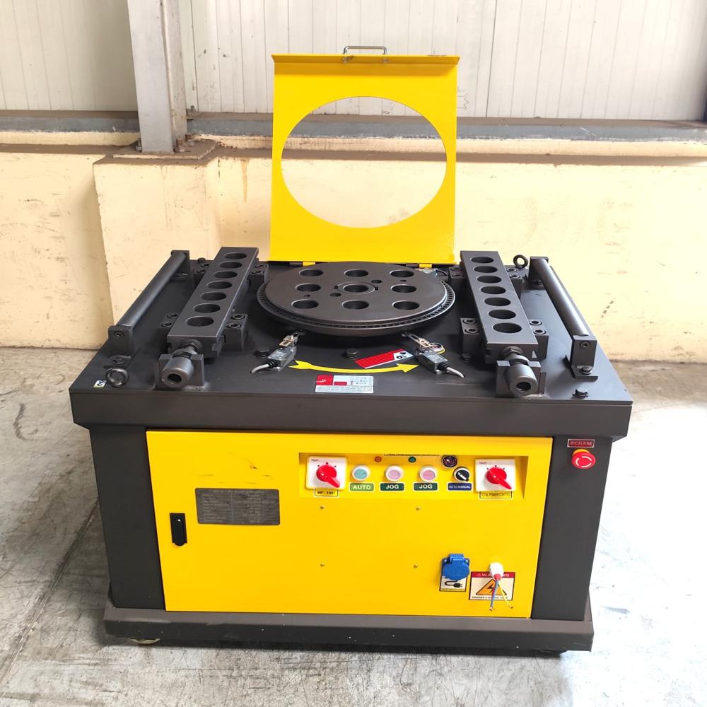 32 Mm Bar Bending Machine - Color: Yellow And Black