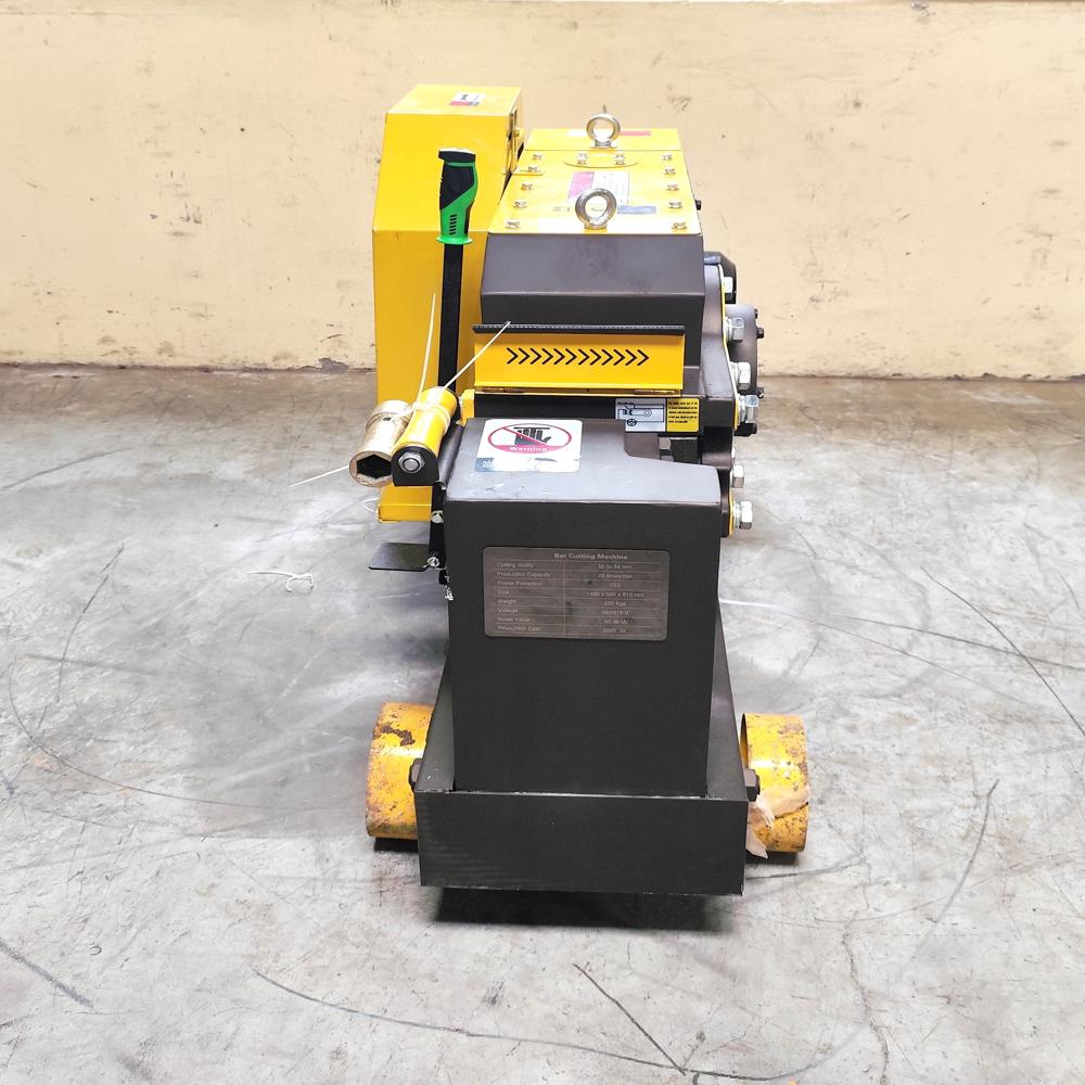 32 Mm Bar Cutting Machine - Color: Yellow