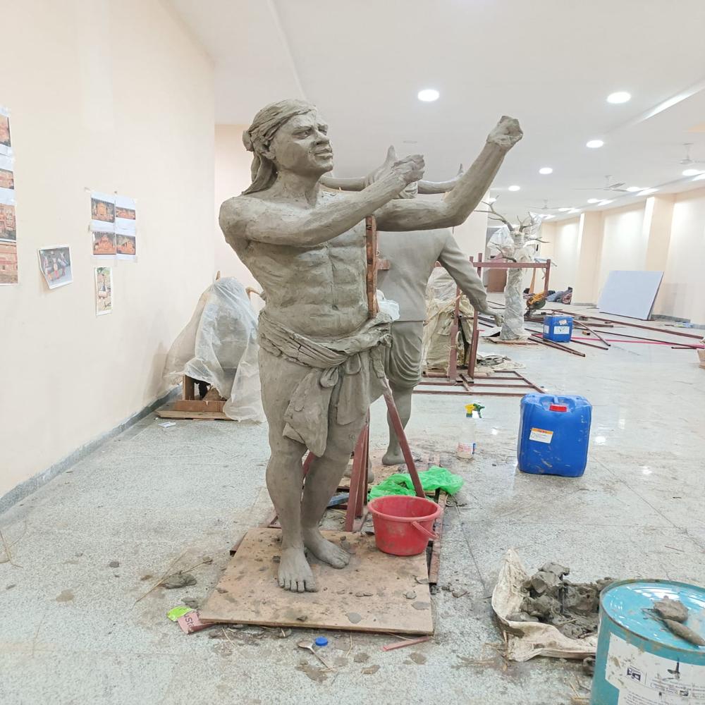 Frp Human Standing Statue - Application: Decoration