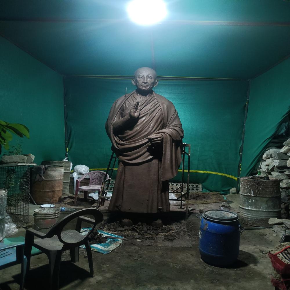 Monk Fibre Statue - Color: Multicolour