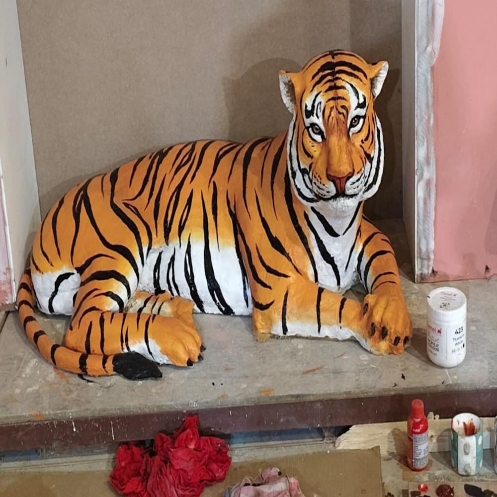 Animal Tiger Frp Statue - Color: Multicolour