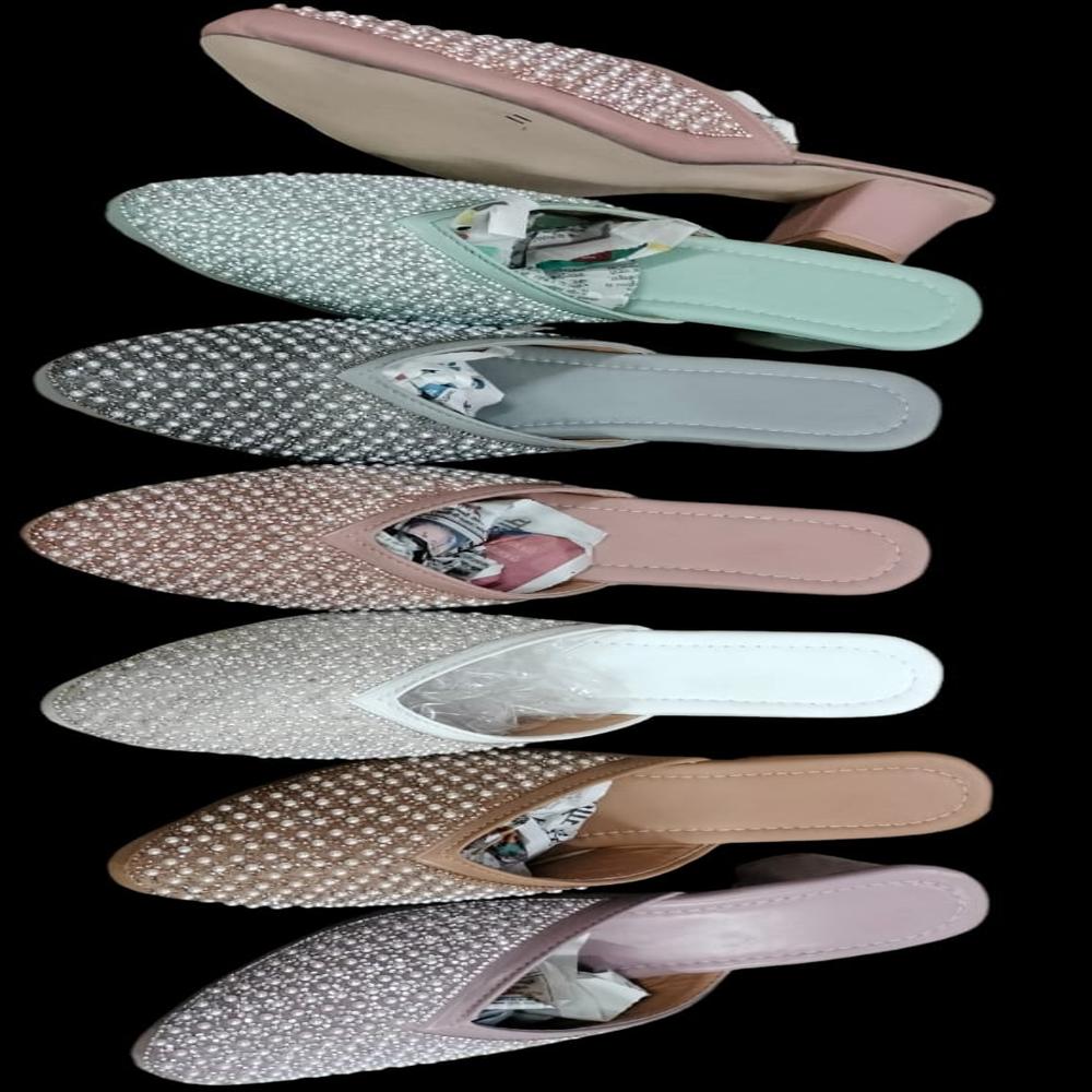 Kaanch Bail Heel Slippers