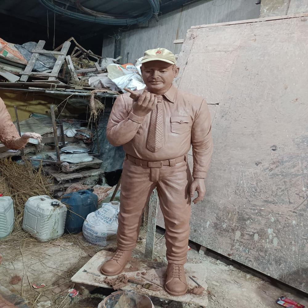 Fibre Workers Sculptures - Application: Decoration