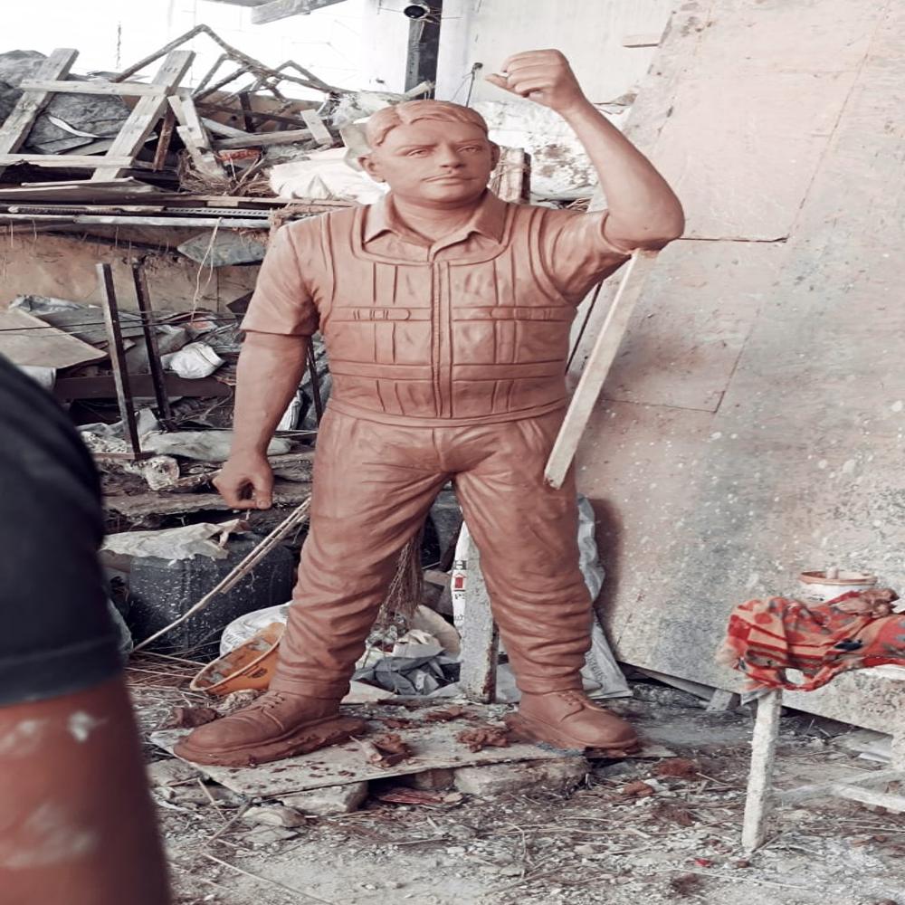 Fibre Workers Sculptures - Application: Decoration