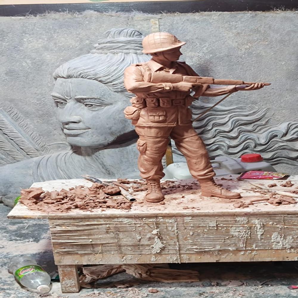 Army Sculptures - Application: Decoration