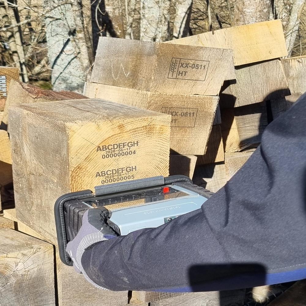 Portable Qr Code Printer For Timber Traceability - Color: Black