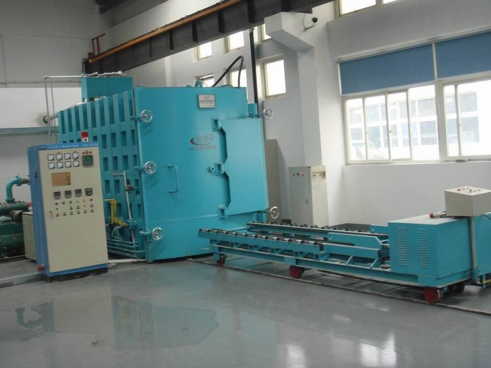 Horizontal Vacuum Annealing Furnace - Application: Industrial