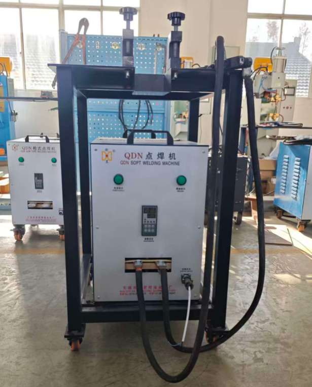 Welding Machine - Material: Metal