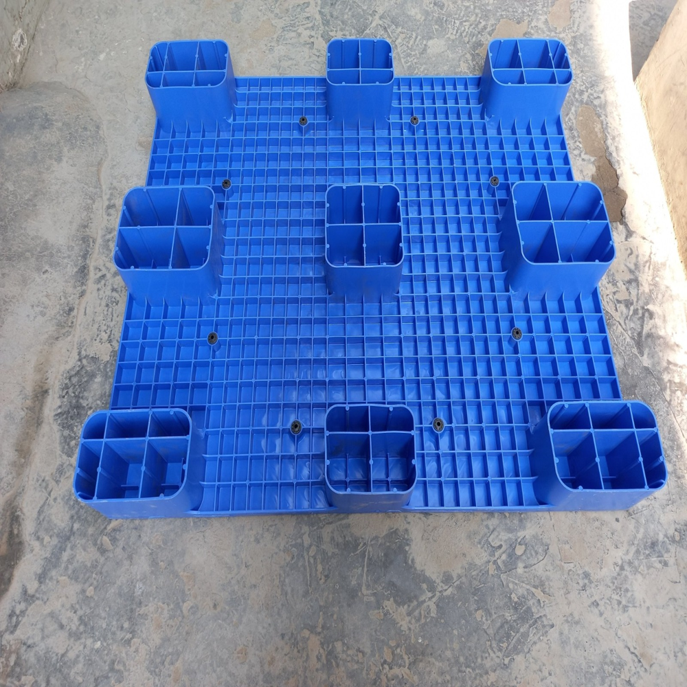 1200 mm X 1000  X 135 mm Plastic Industrial Pallets