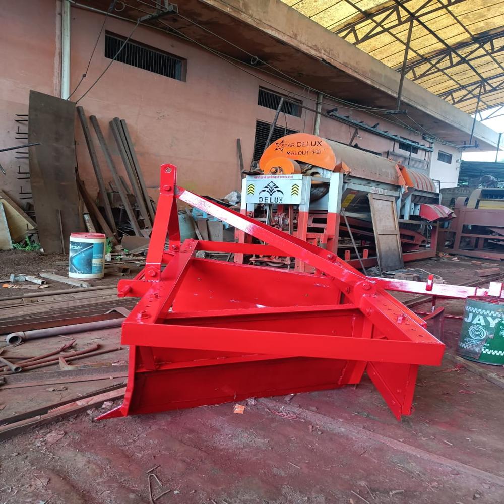 Bed Maker - Color: Red