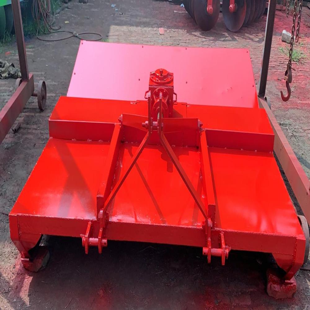 Grass Cutter - Color: Red