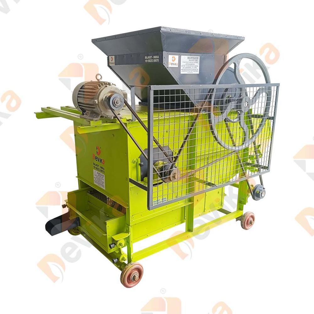 Castor Seed Decorticator - Capacity: 300-400 Kg