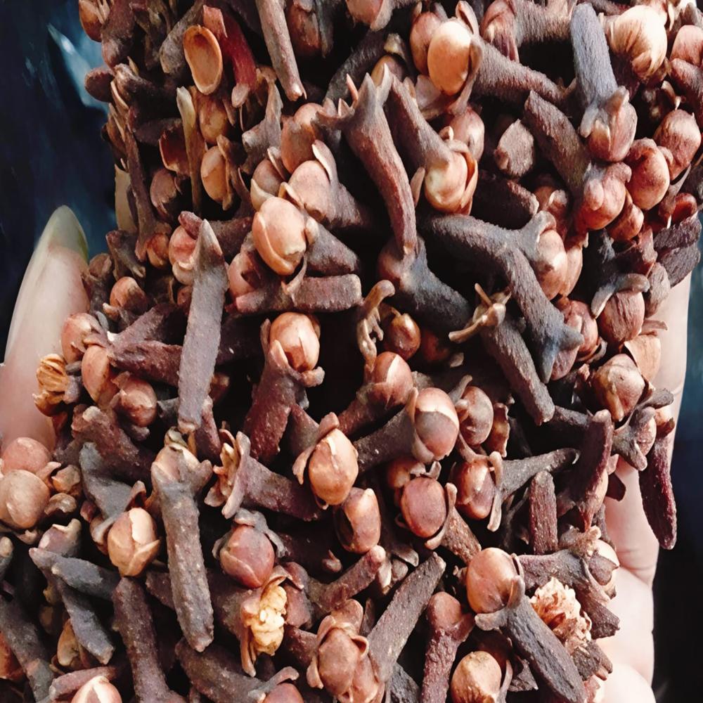 Pure Organic Cloves - Color: Brown