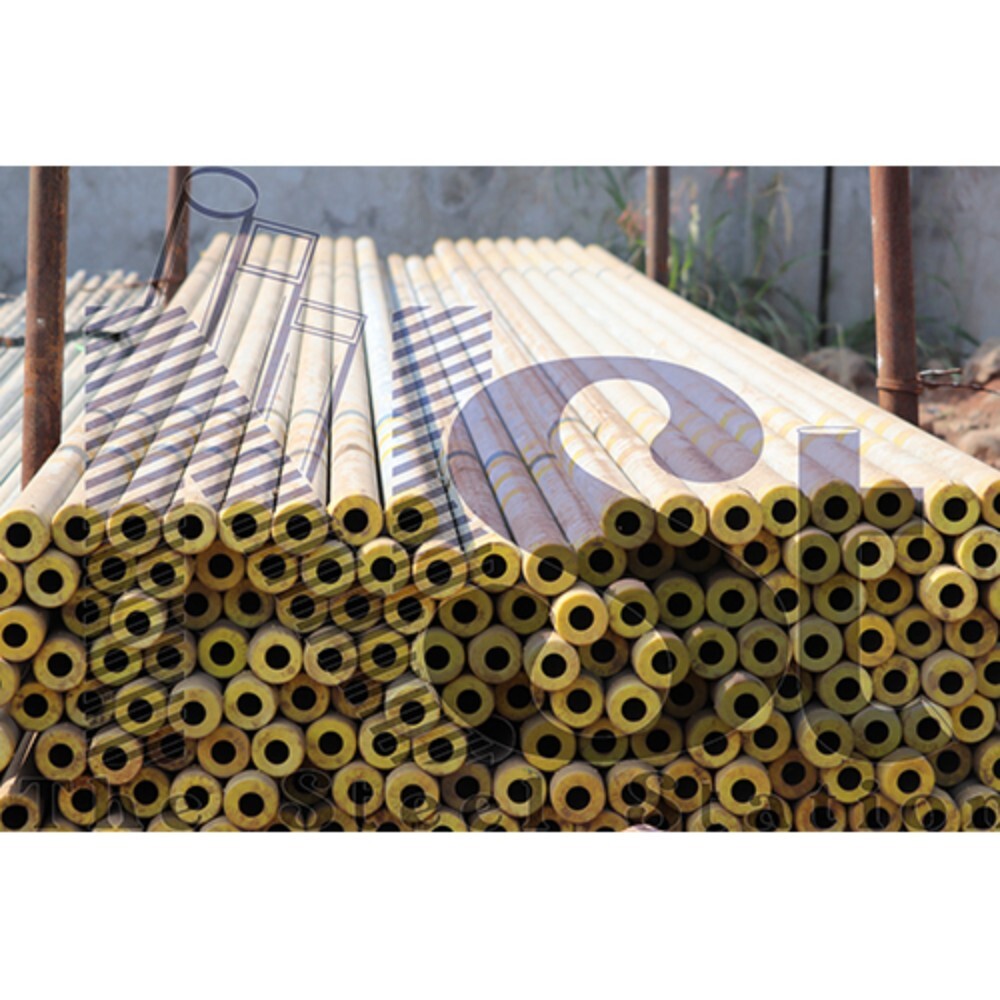 Round Pipes-Circular Hollow Sections (Chs) - Color: Silver