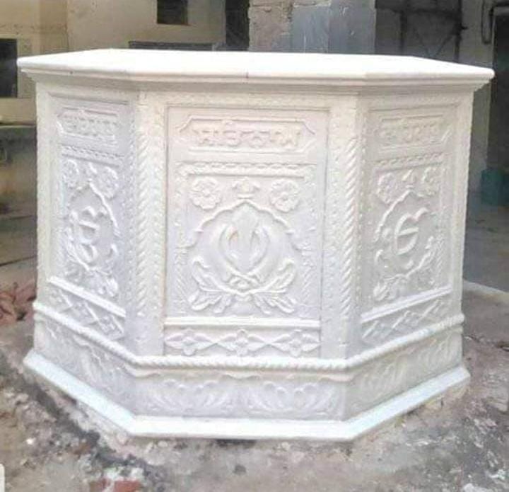 white marble Nissan Sahib