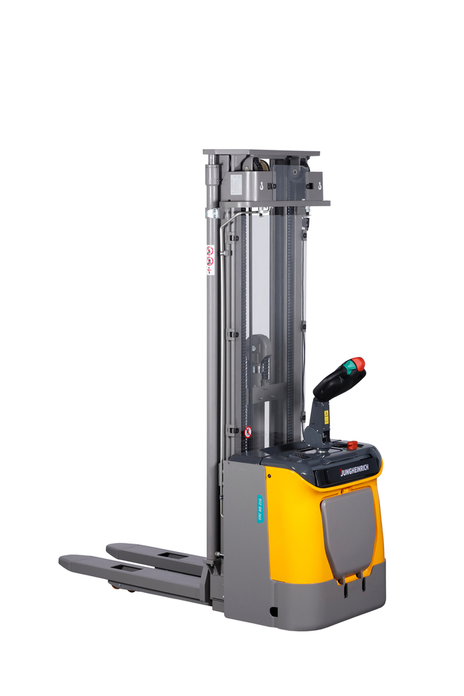 Ercbb 216 - Attributes: Strong