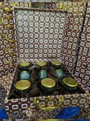 9 Jar Dry Fruit Box - Finishing: Matte Lamination